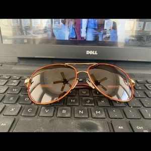 Suncloud aviators. Polarized. Worn 1 time!